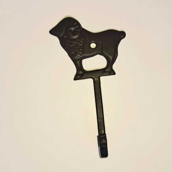 Black Metal Ram Hook Wall Decor Small - Picture 5 of 5